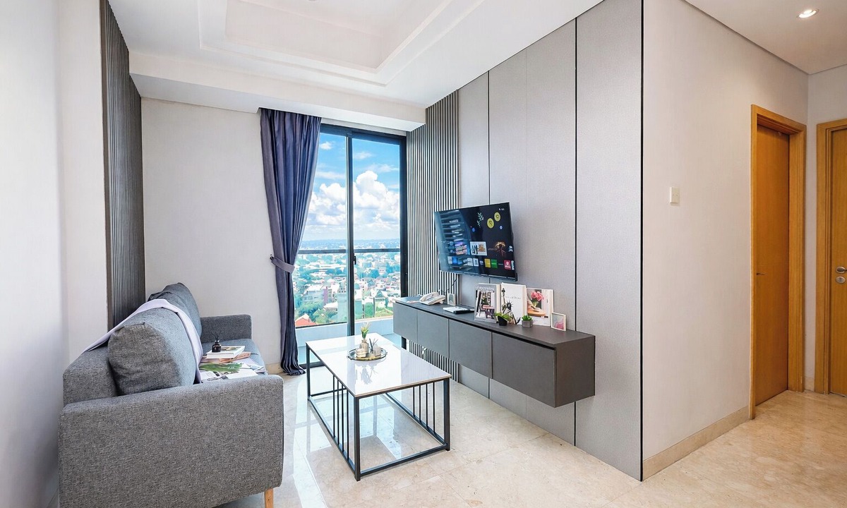 Old Jakarta Apartment | Chic And Lovely 2Br At Apartment Capitol Suites