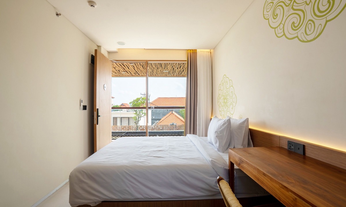 Batu Bolong Bed & Breakfast | BLive Coliving Canggu