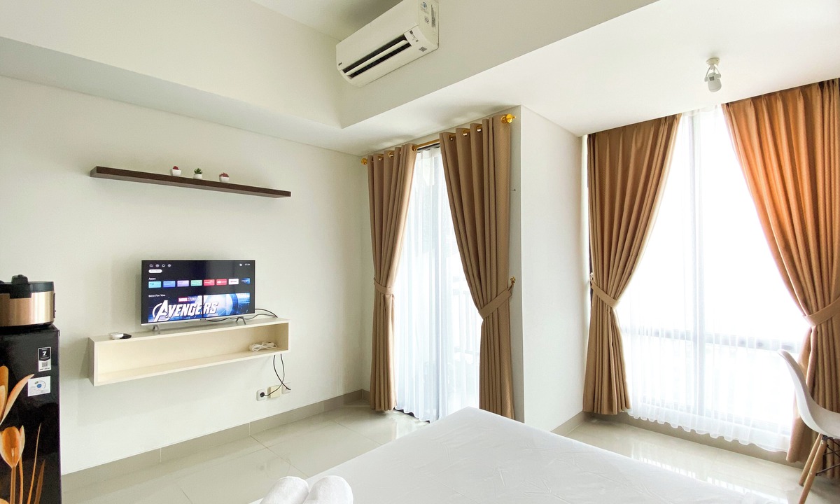 South Tambun Apartment | Homey And Nice Studio At Lrt City Bekasi Apartment