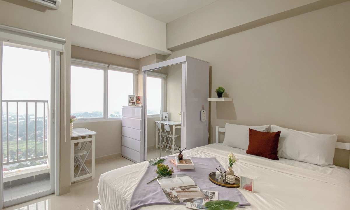 Kedungmanggu Apartment | Comfy Studio At Lrt City Sentul - Royal Sentul Park Apartment