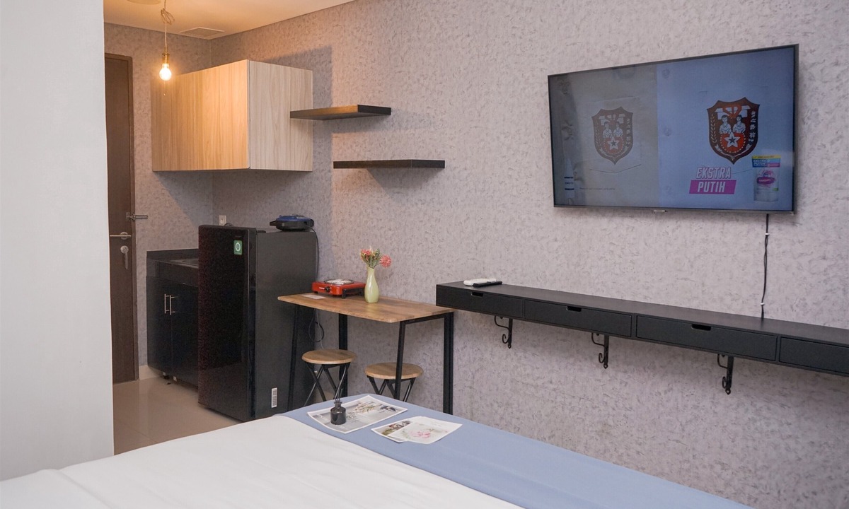 Ciputat Apartment | Cozy Studio Apartment At Transpark Bintaro