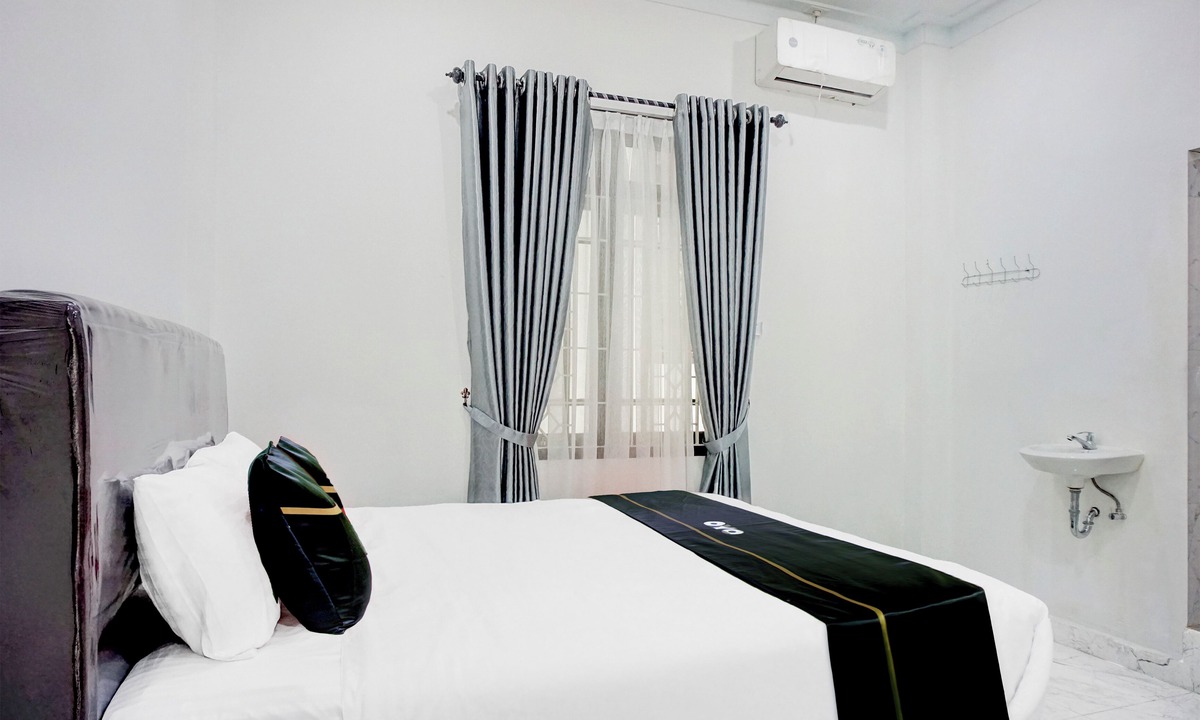 Medan Hotel | Hotel O Sm Raja Guest House