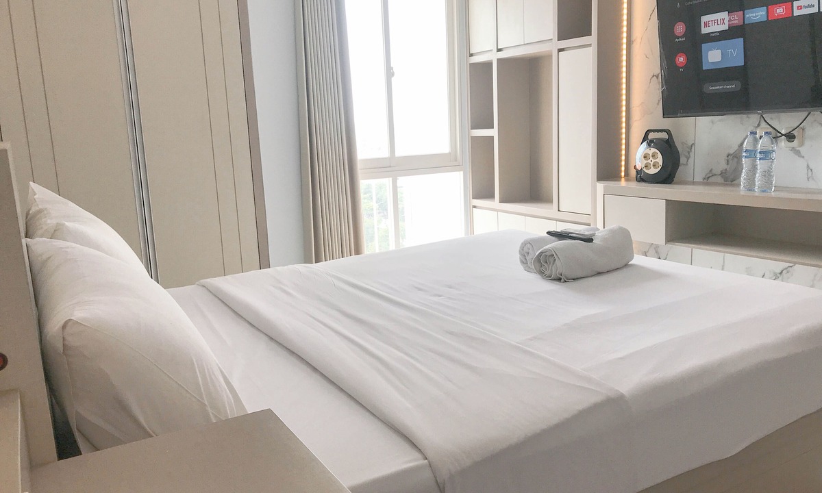 Surabaya Apartment | Modern Studio at Bale Hinggil Apartment
