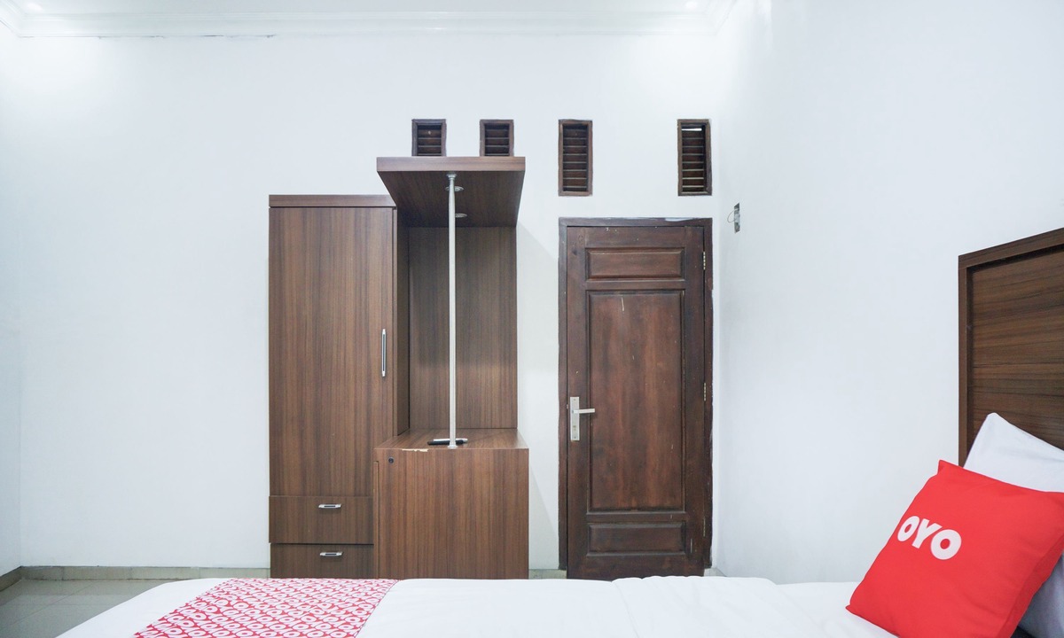 Bandar Lampung Hotel | Hotel O Teluk Betung Near Water Park Lembah Hijau Formerly Kanajiwa Guesthouse 1