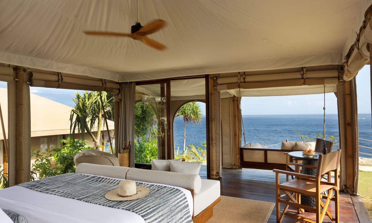 Ceningan Island Resort | ARNA Suites and Ocean Lounge