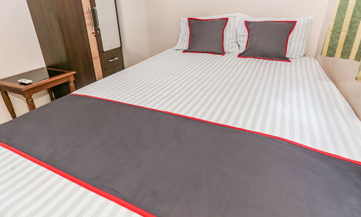 Pemalang Hotel | OYO 93645 Akasia Budget