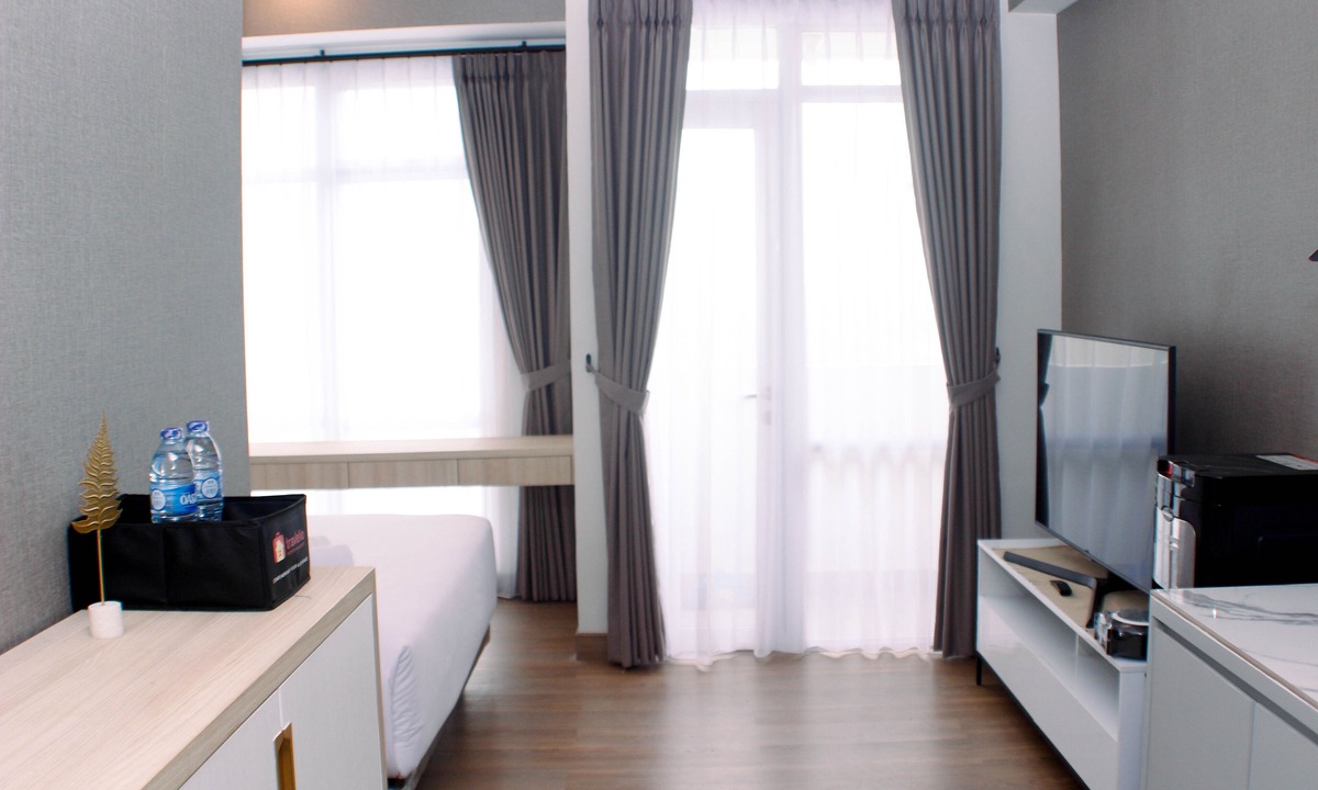 Cikarang Apartment | Modern Look And Restful Studio At 32Th Floor Vasanta Innopark Apartment