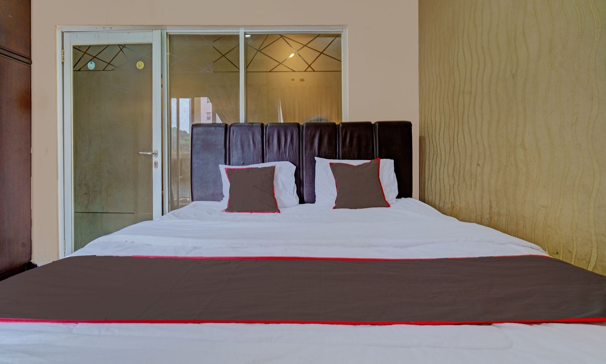 Cimahi Hotel | Collection O 93344 Gateway Pasteur Apartement By Maestro