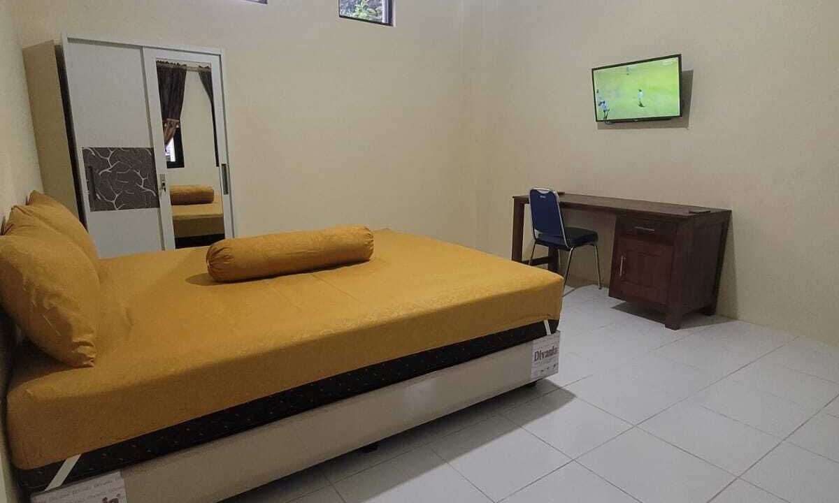 Laweyan House | Nadamax Solo Guest House