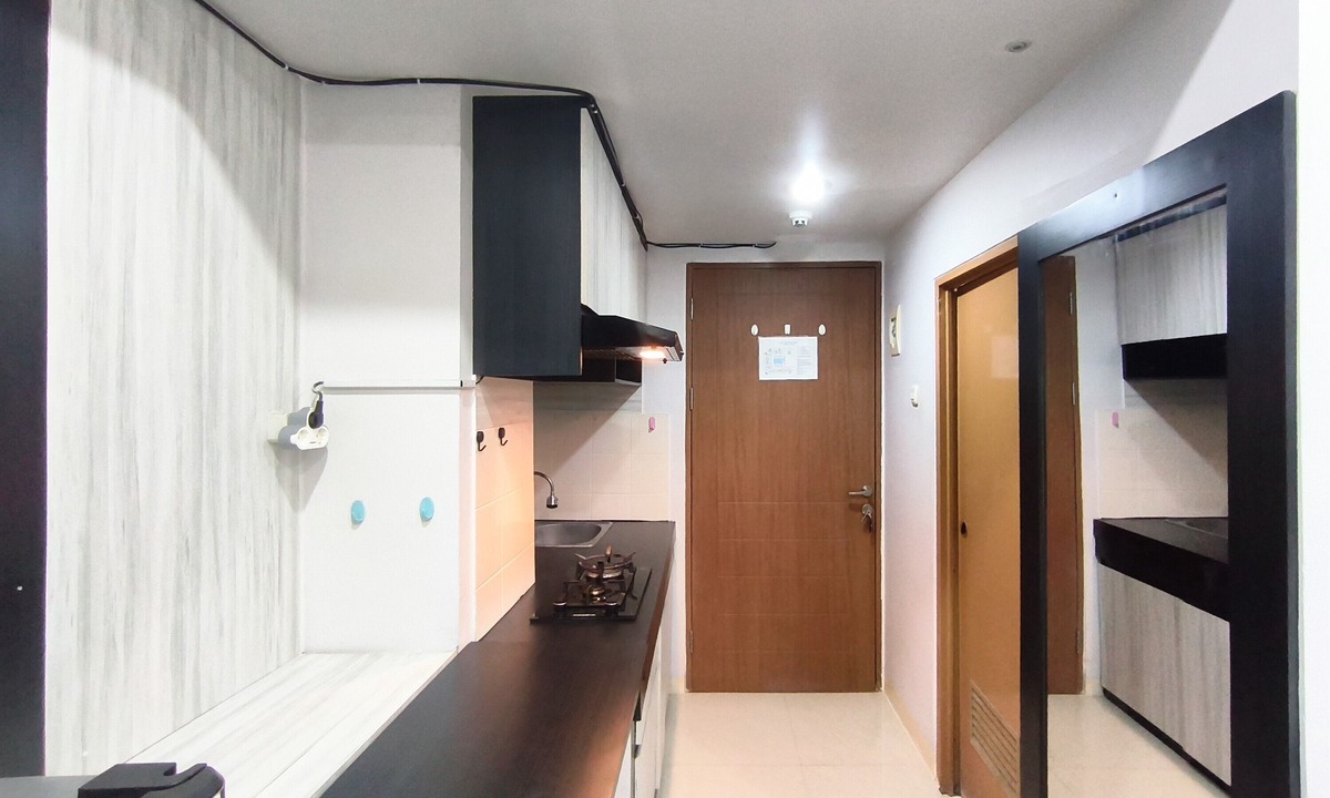 Cileunyi Apartment | Sleek Modern Studio At Apartment Pinewood