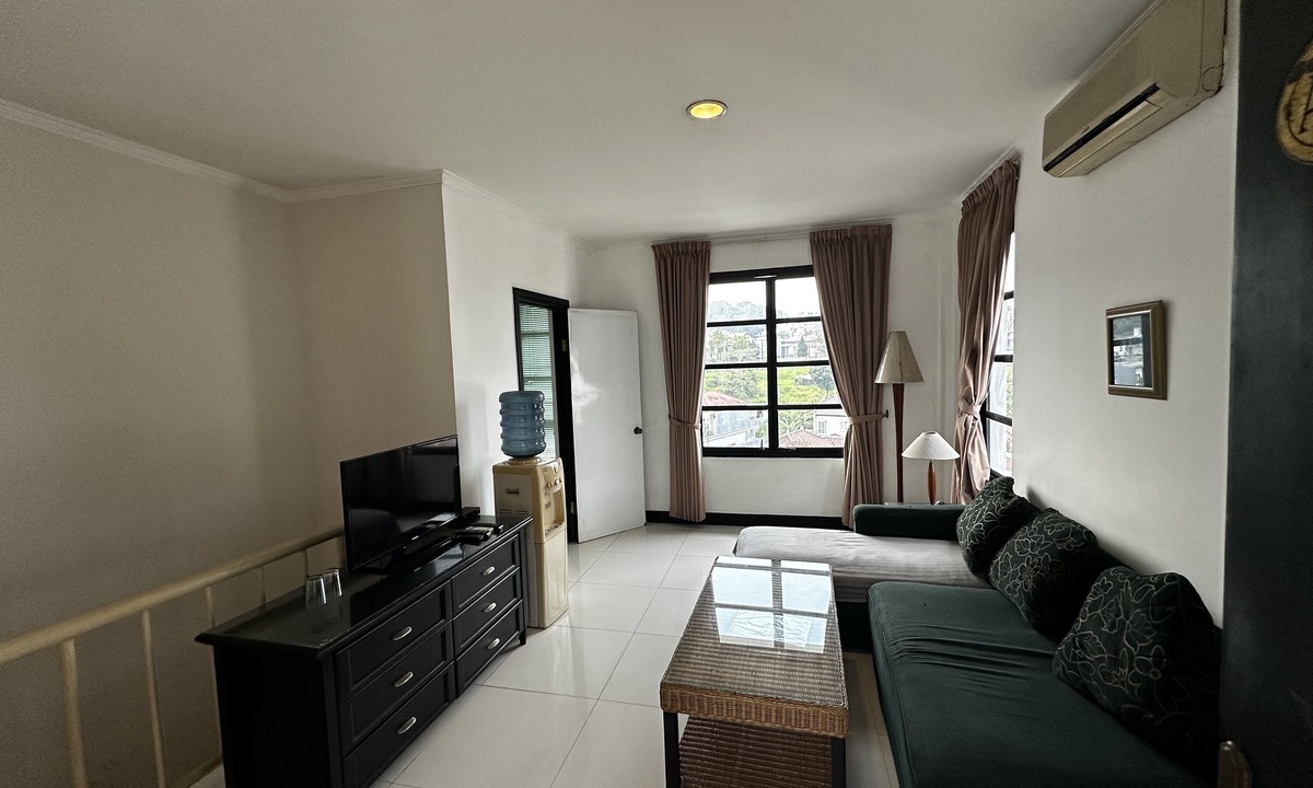 Setiabudi Hotel | Townhouse Oak Casa D'Ladera Bandung