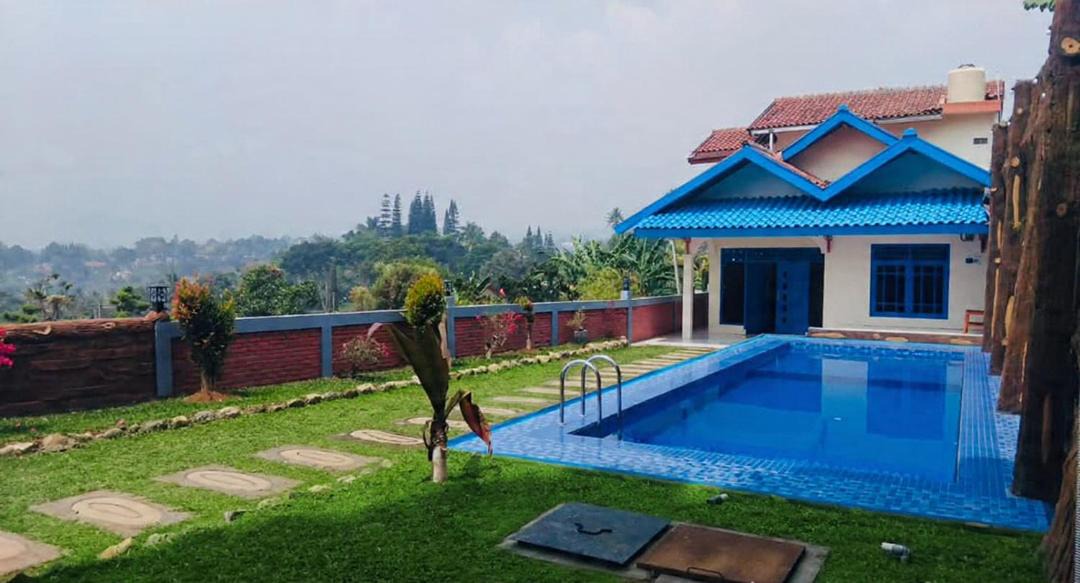 Cisarua Villa | Villa Kay Terrace