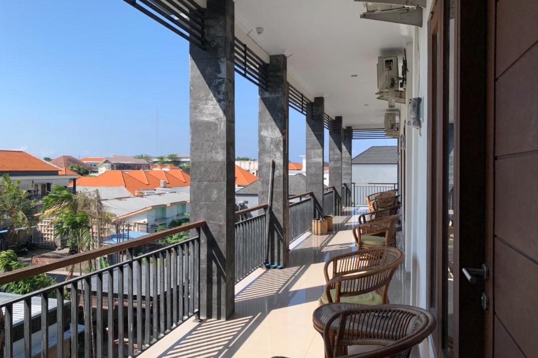 Renon House | Ishana Kost