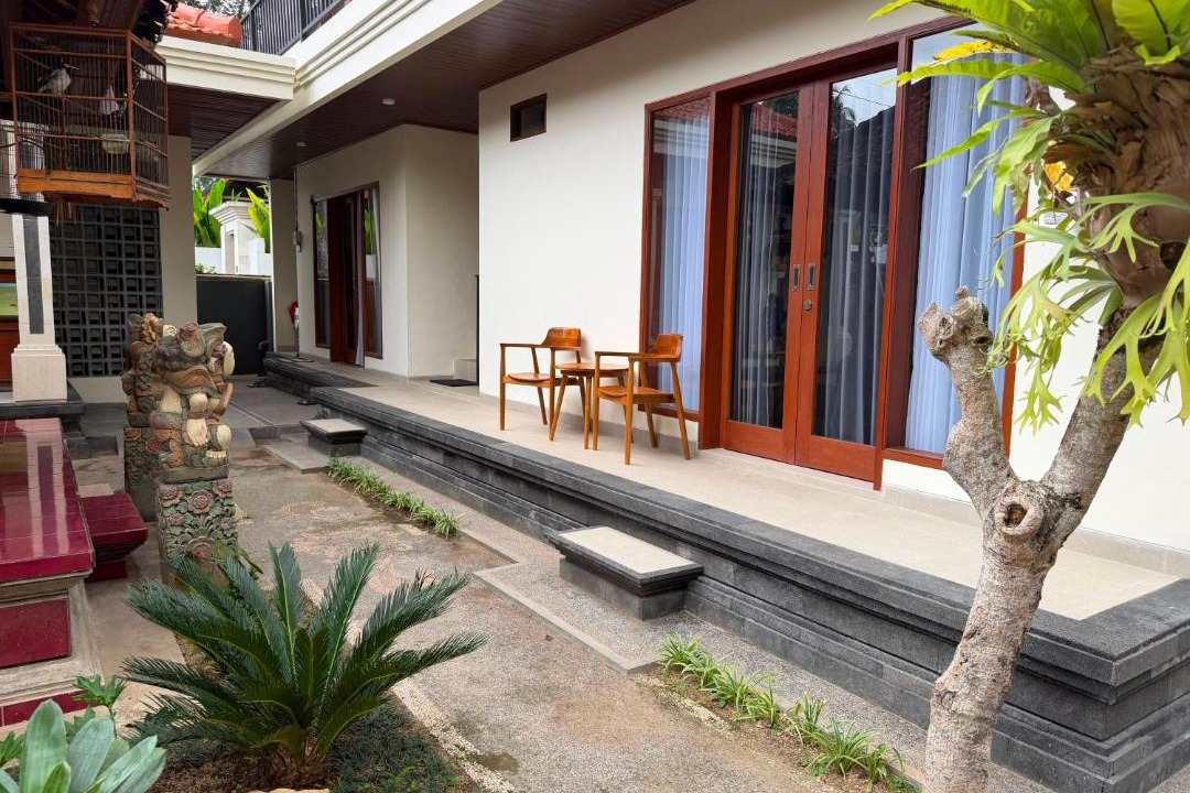Kedewatan House | Yogi Homestay Ubud