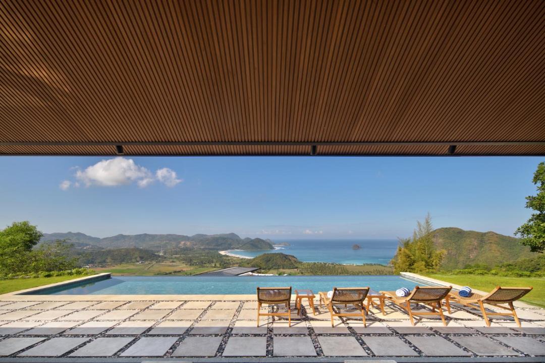 Selong Belanak Villa | NEW! Luxury 3-Bedroom Villa with Breathtaking Views