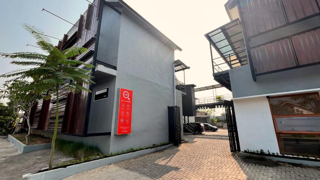 Jember House | Puri Rengganis by Calli Rooms