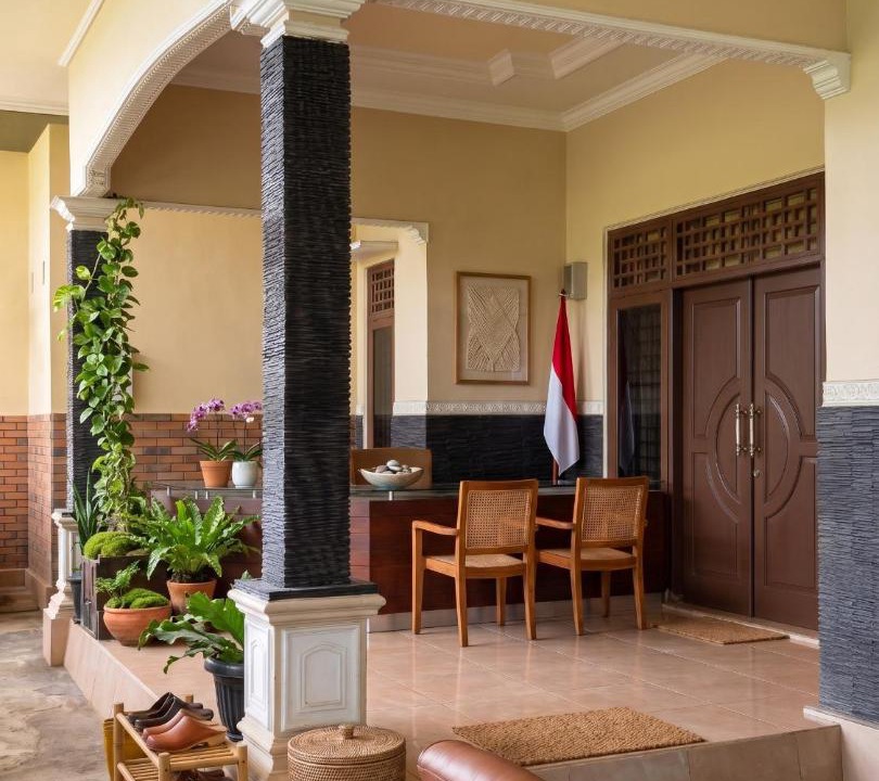 Kecamatan Lembar House | Bougenville Homestay