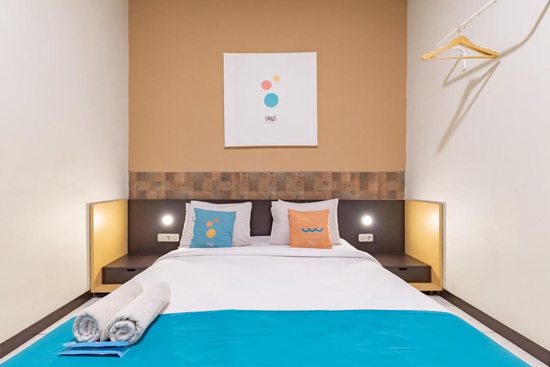 West Semarang Hotel | Sans Hotel Good Wish Semarang