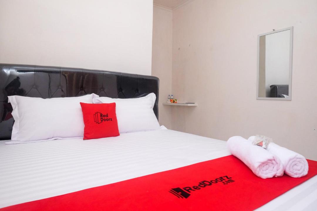 Banguntapan Hotel | RedDoorz Syariah near Jogja Expo Center