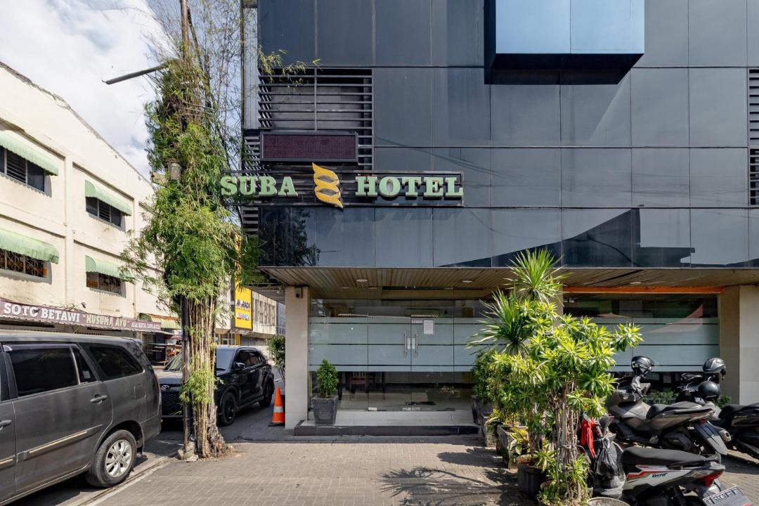 Tanjung Duren Utara Hotel | RedDoorz Plus at Suba Hotel Tanjung Duren
