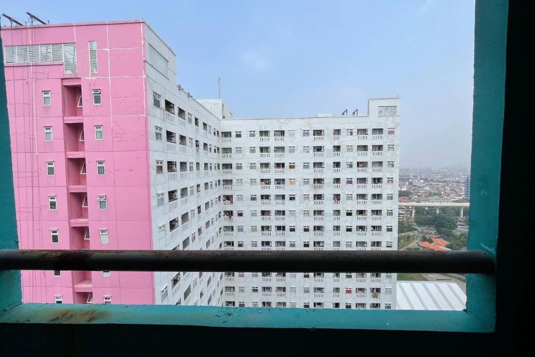 Rawasari Apartment | Apartemen Green Pramuka City by Erna