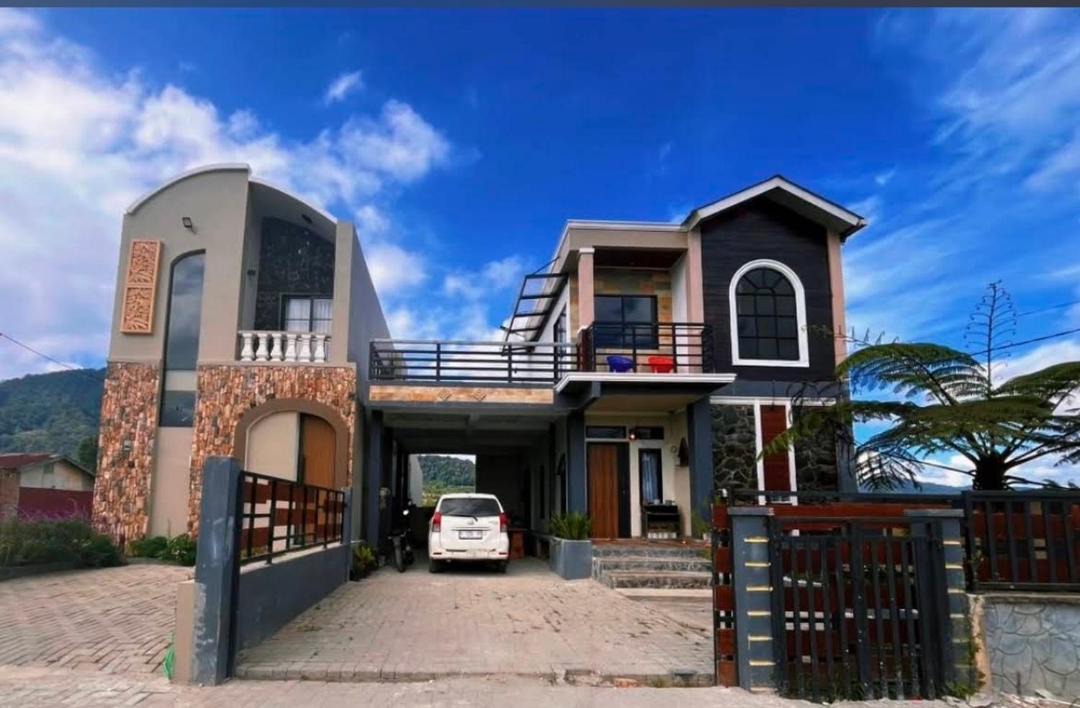 Karo House | Sapodeleng homestay