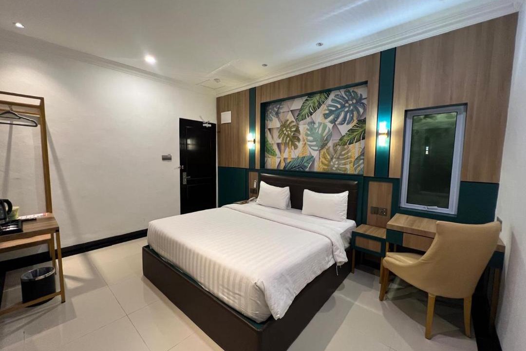Tanjung Pinang Hotel | Bona Ventura Hotel & Skybar