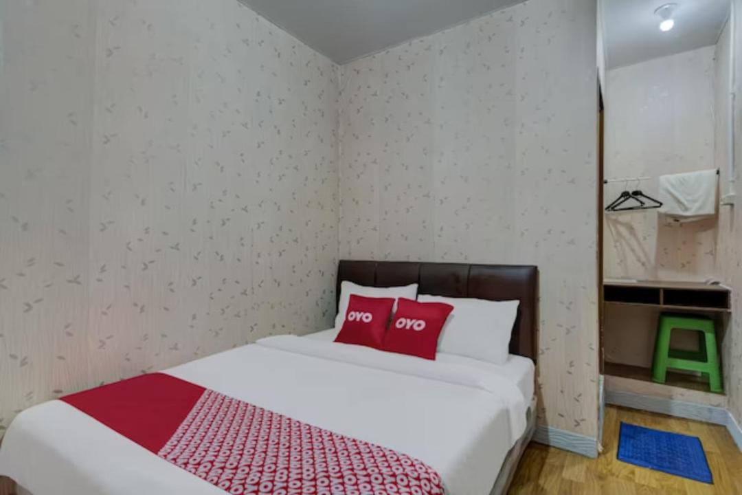 Tanjungsari Hotel | Capital O 3198 Sukomanunggal Inn