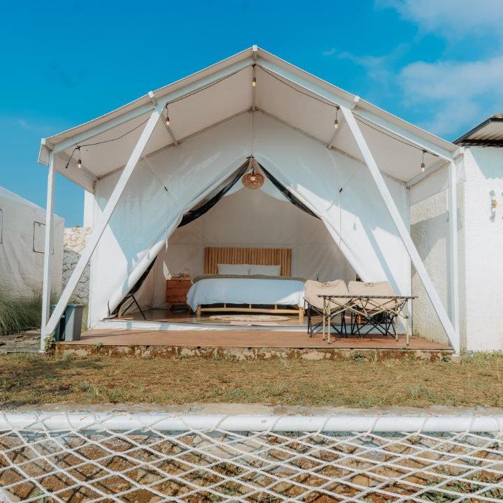 Wonosobo Hotel | HappyNest Glamping and Villa Dieng