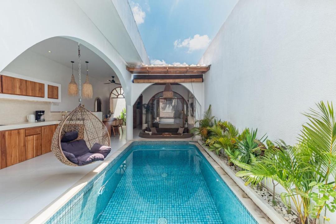 Padangsambian Klod House | Heart of Seminyak - Villa MAVI - 2 Bdr Private Pool