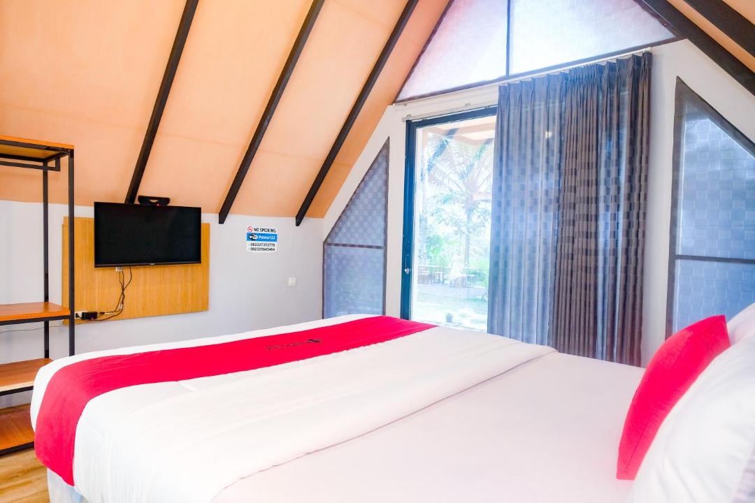 Pakem Hotel | RedDoorz at Pondok Palma Villa