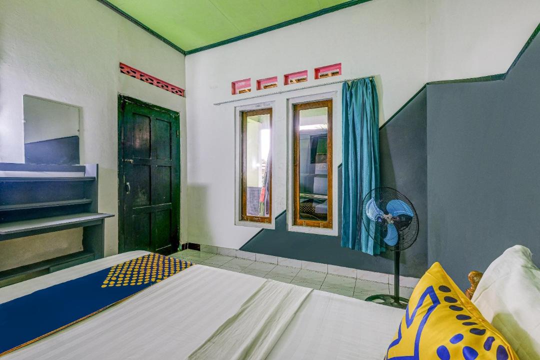 Pakem Hotel | OYO Homes 90987 Desa Wisata Gabugan Syariah