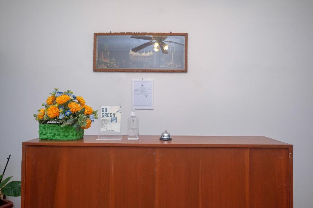 Banjarasri Hotel | RedDoorz At Pondok Eyang Obi Sleman