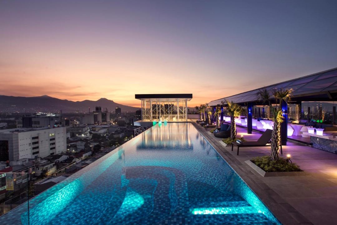 Astana Anyar Hotel | Mercure Bandung City Centre