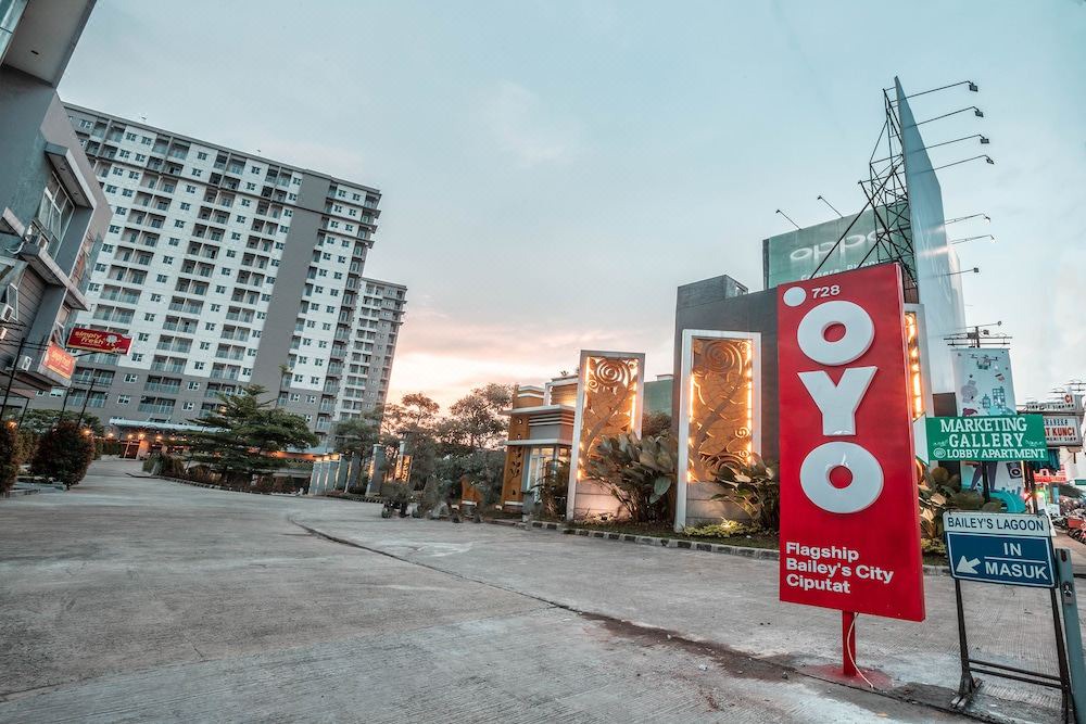 Photo of Buildings in Ciputat
