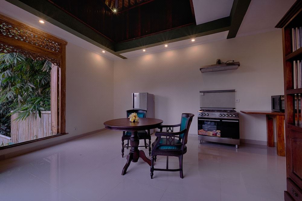 Photo of Livingroom in Keliki