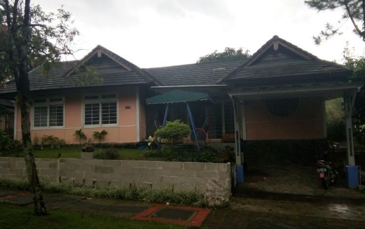 Photo of Buildings in Cipanas