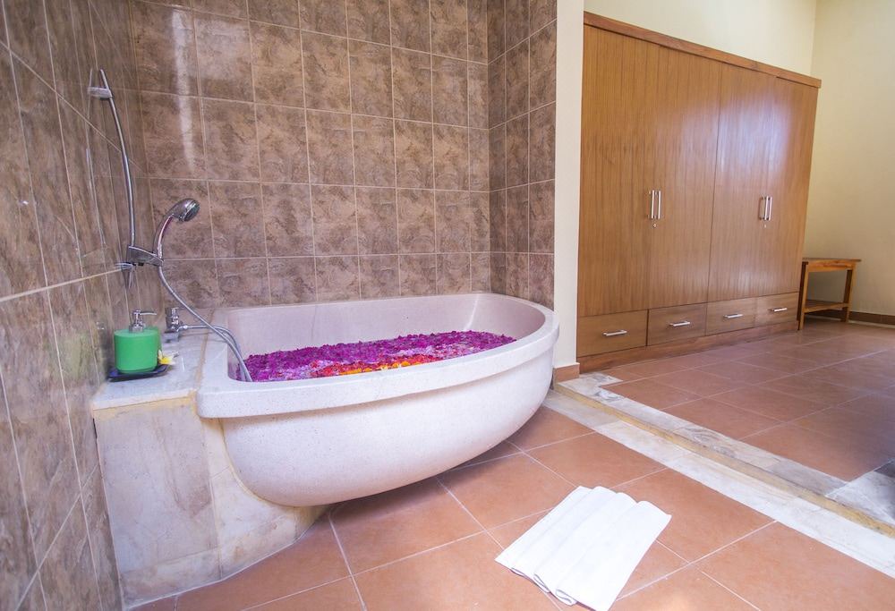 Photo of Bathroom in Kemenuh