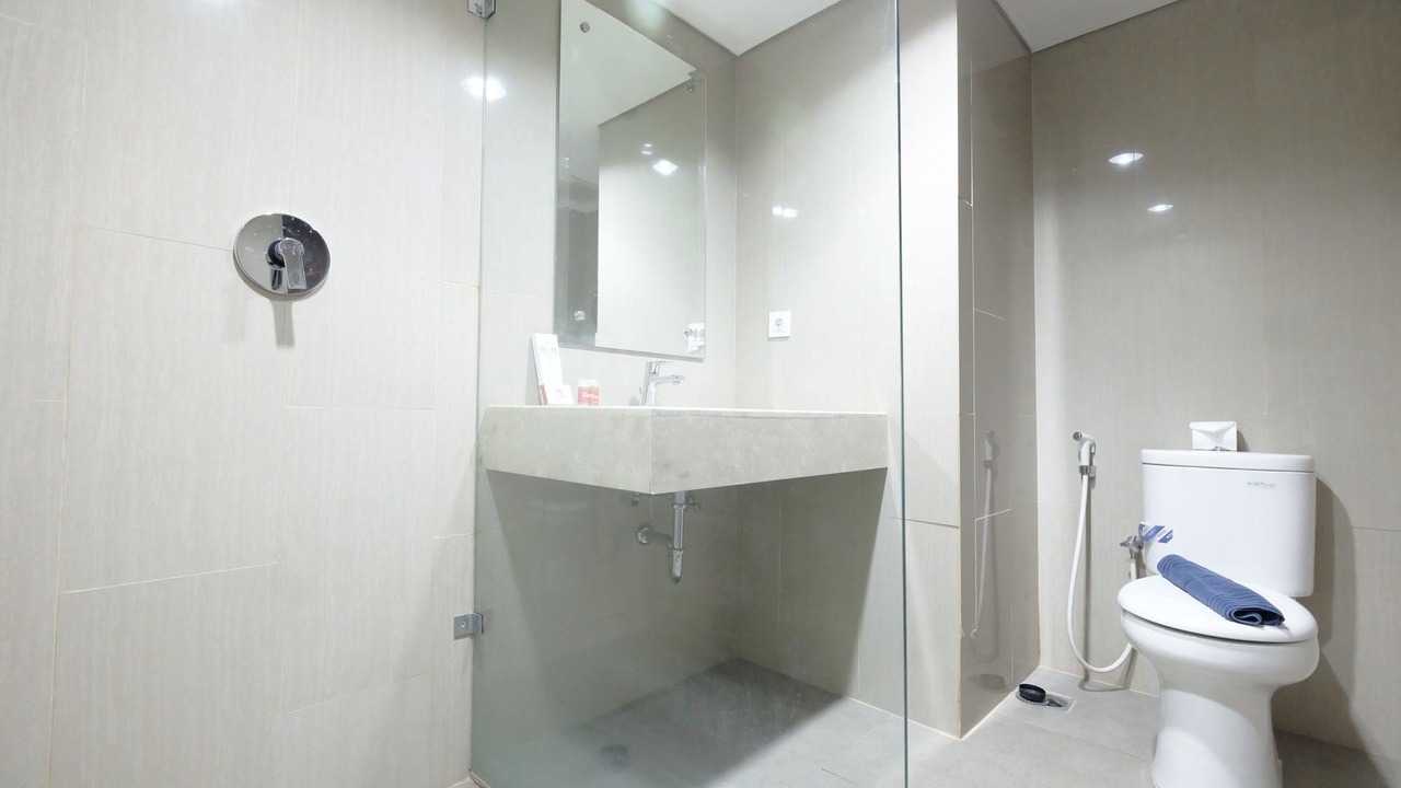 Photo of Bathroom in Jatinegara