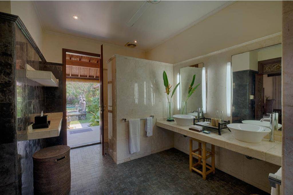 Photo of Bathroom in Saba