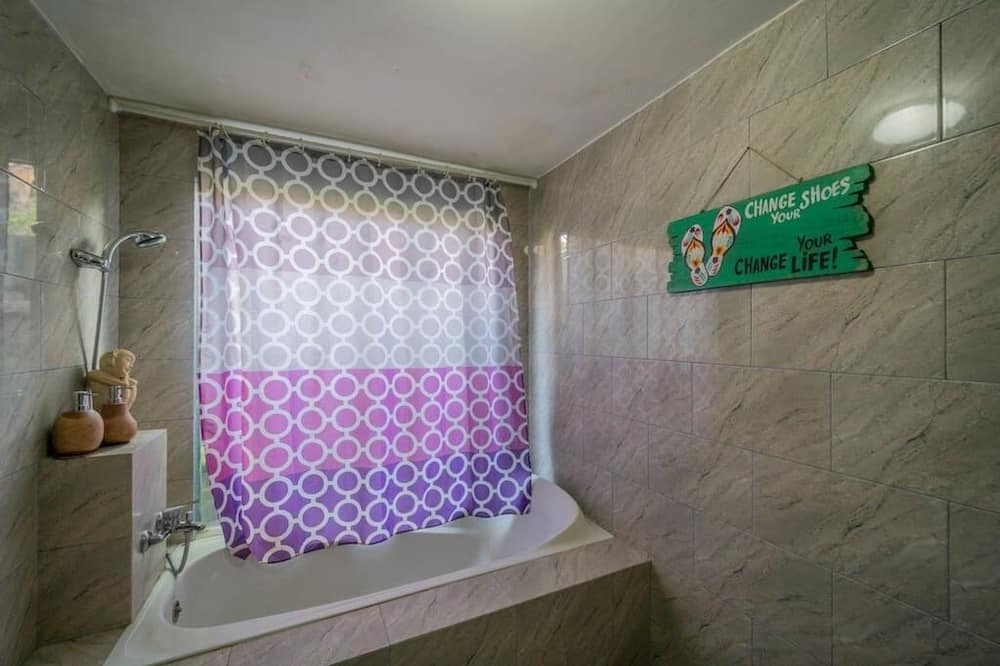 Photo of Bathroom in Taman Griya