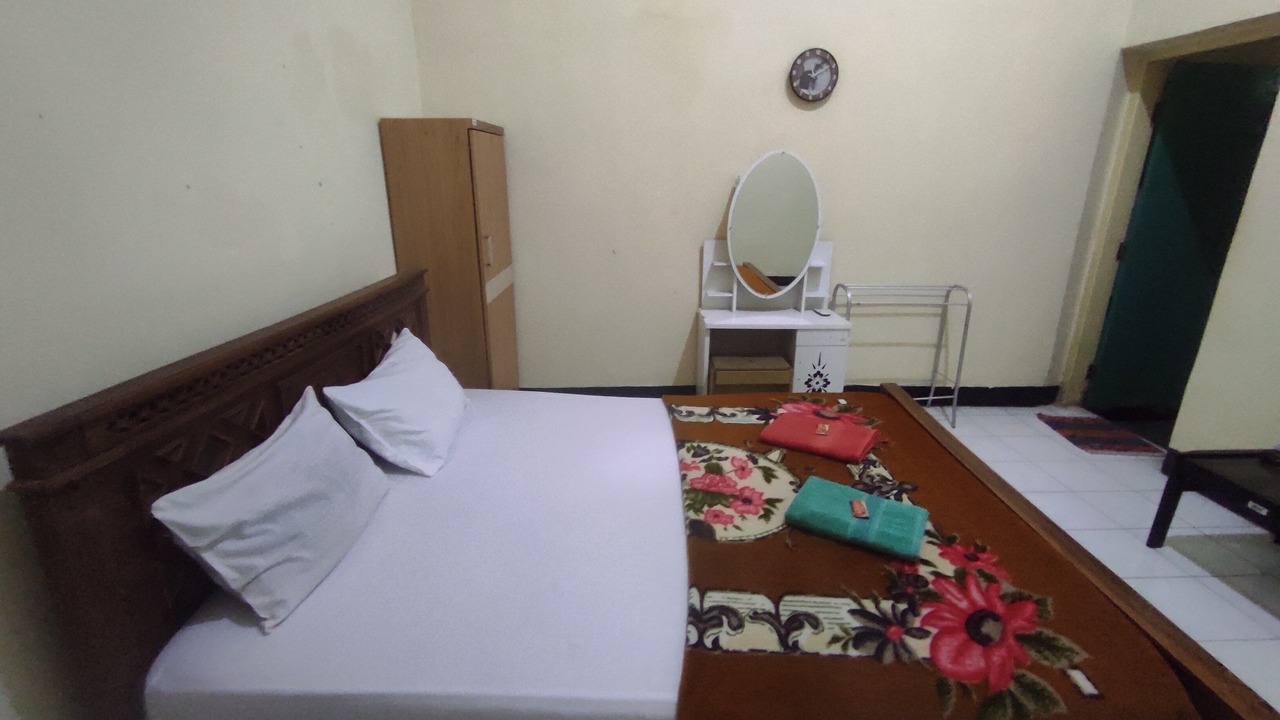 Photo of Bedroom in Kutoarjo