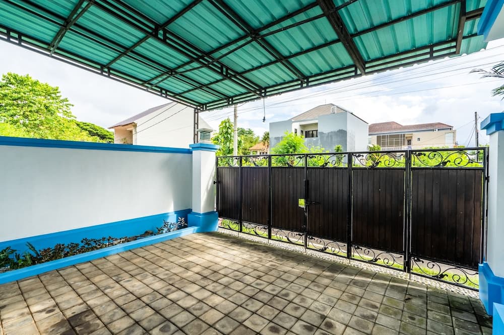 Photo of Outdoor in By Pass Ngurah Rai