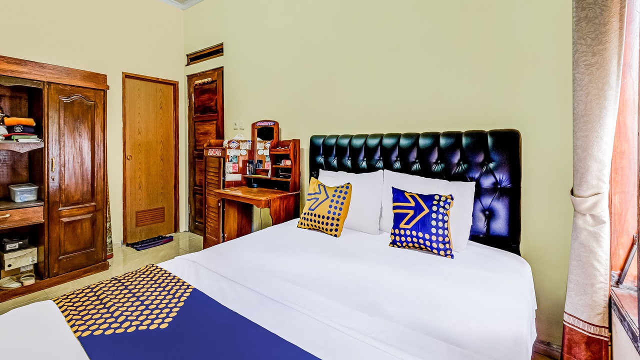 Photo of Bedroom in Cisayong
