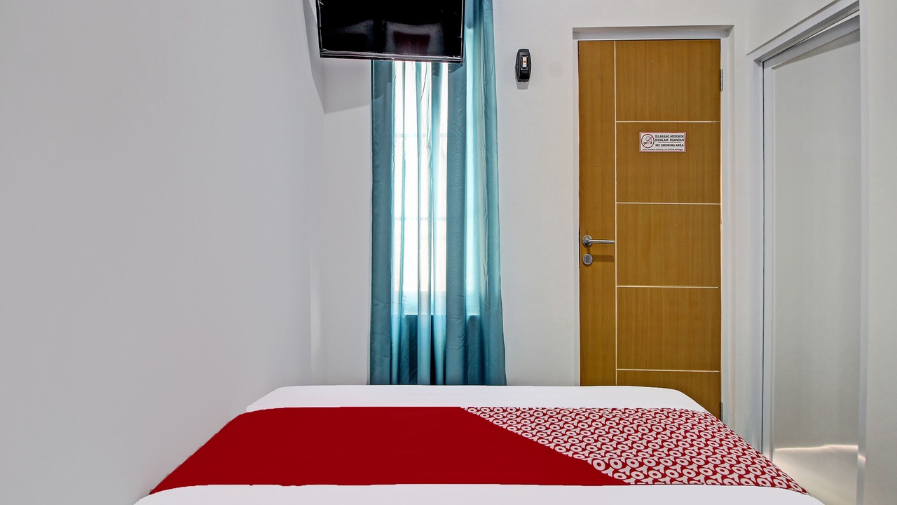 Photo of Bedroom in Temon