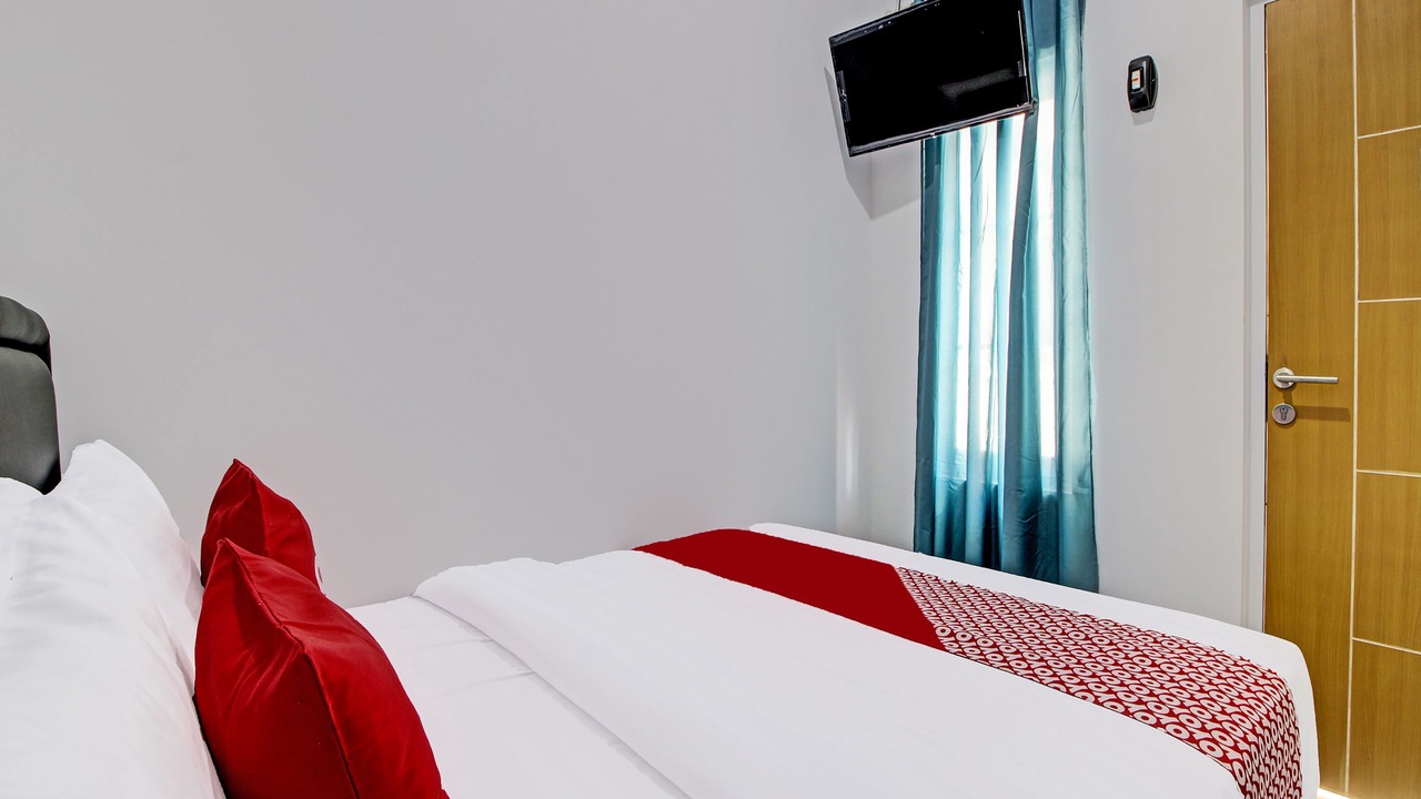Photo of Bedroom in Temon