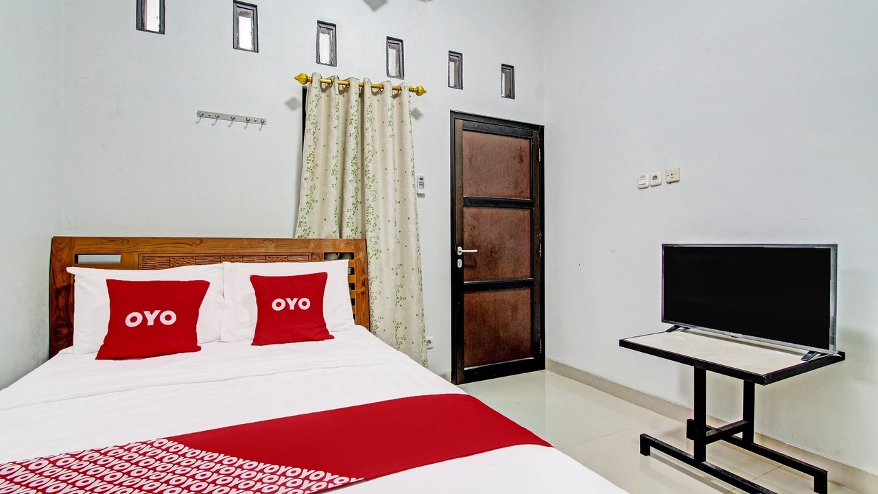 Photo of Bedroom in Temon