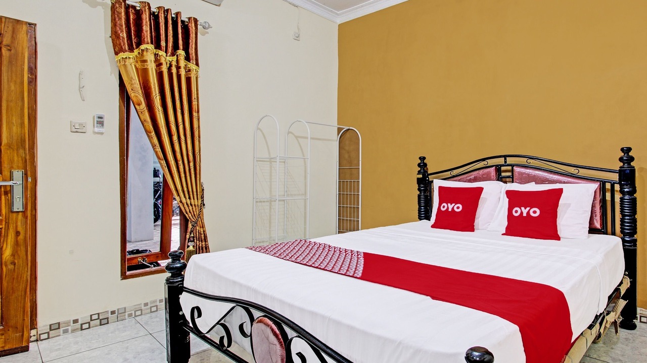 Photo of Bedroom in Temon