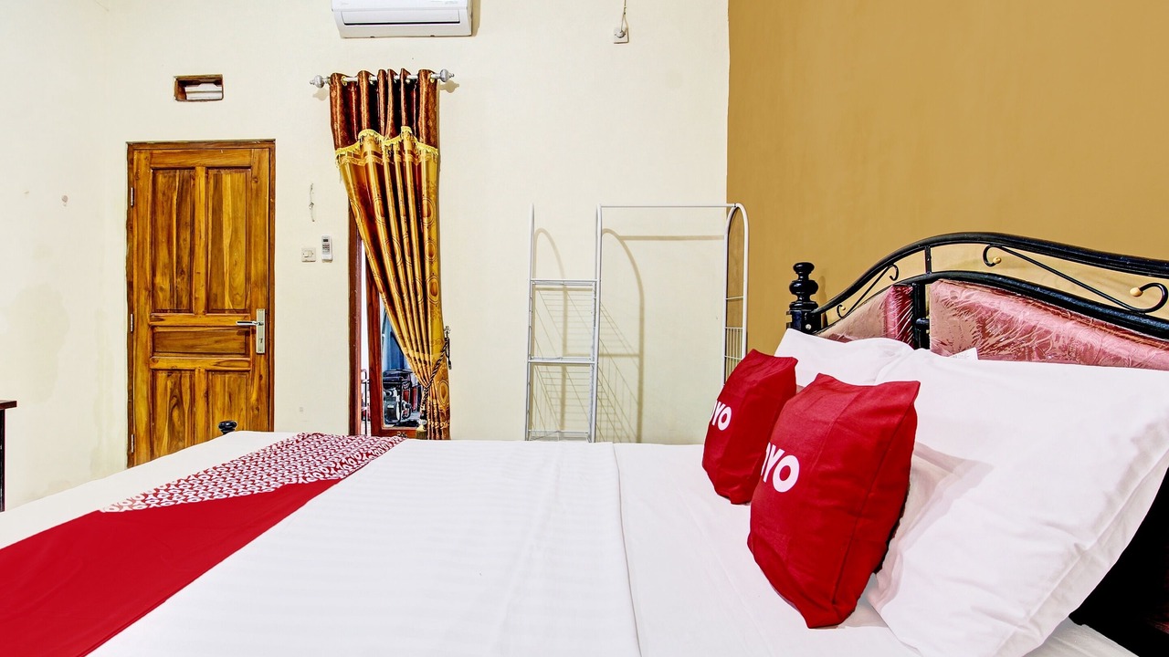 Photo of Bedroom in Temon