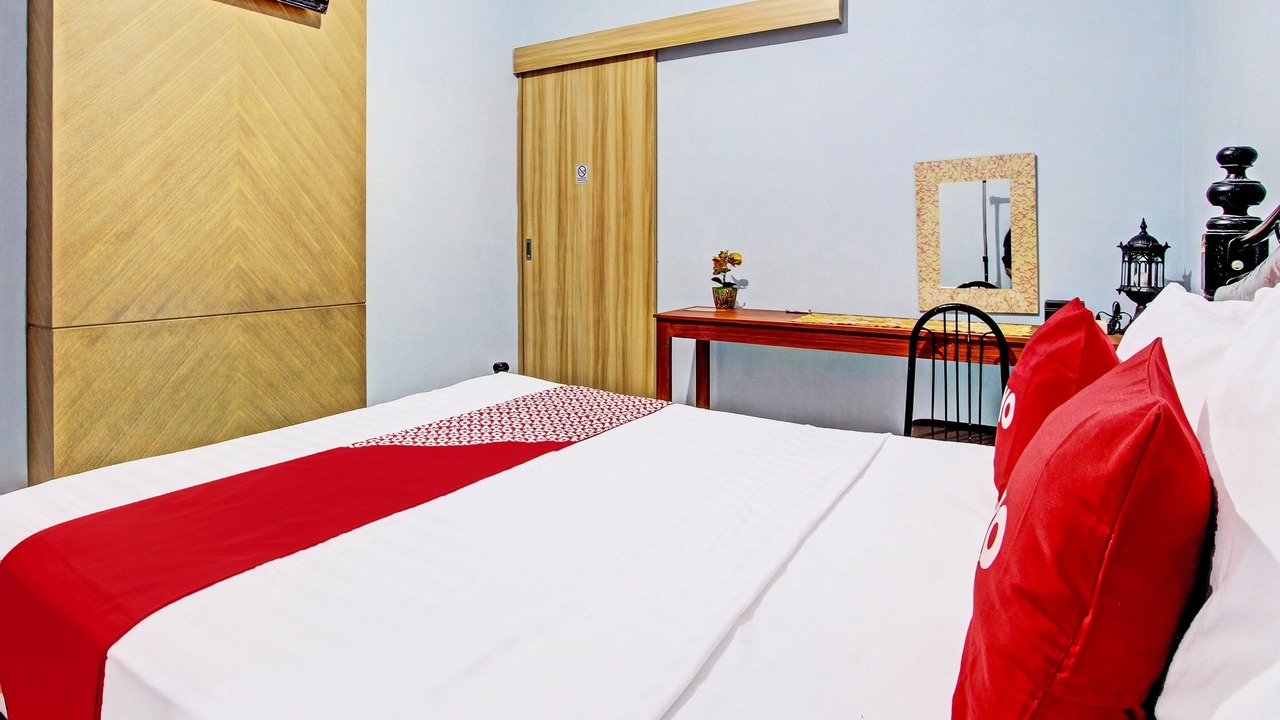 Photo of Bedroom in Temon